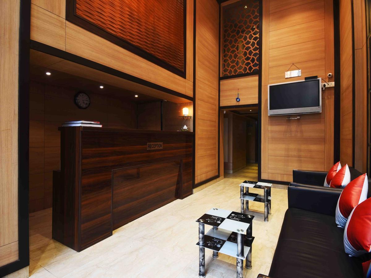 Hotel Royal Grand - Opposite Axis Bank East Patel Nagar Nueva Delhi Exterior foto